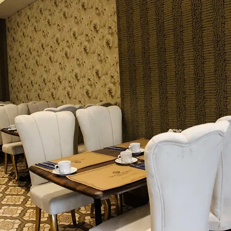 غراند فندق 3*